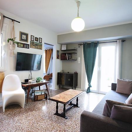 Vintage Apartment เอเธนส์ ภายนอก รูปภาพ